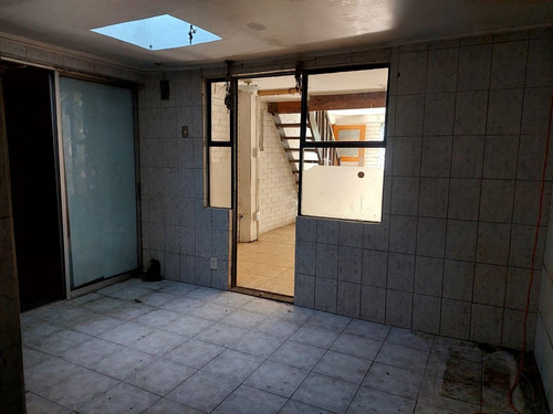 Casa En Venta De 3 Dorm. En Puente Alto