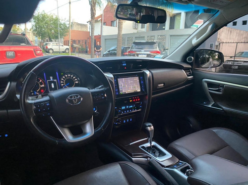 Imagen 9 de 15 de Toyota Sw4