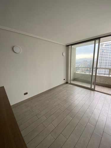 Depto A Pasos De Alameda De 1 Dormitorio Casi Nuevo