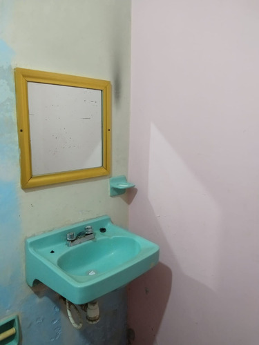 Imagen 5 de 12 de Casa Hogareña Con Accesibilidad A Varios Lugares