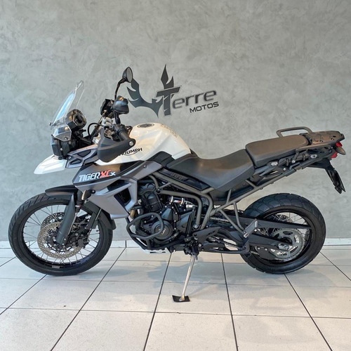 Imagem 2 de 11 de Triumph Tiger 800 Xcx