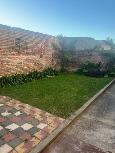 Casa En Venta En Pergamino Con Patio