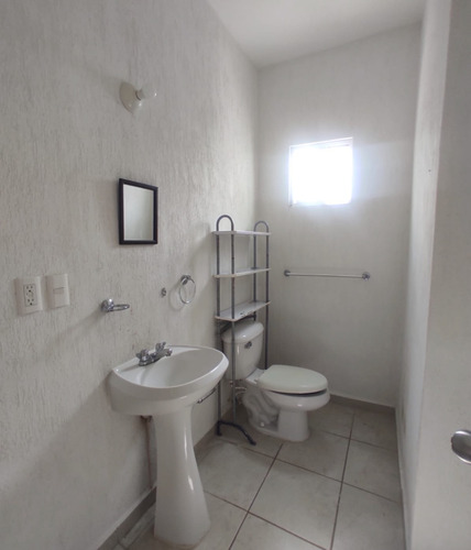 Casa En En Renta En Jardines Del Sur 3