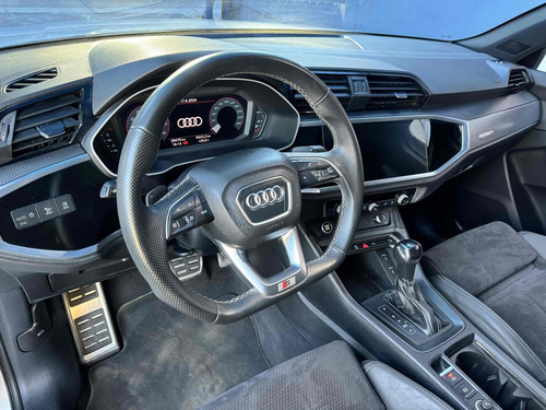Audi Q3 2.0 40 TFSI GASOLINA PERFORMANCE BLACK QUATTRO TIPTRONIC