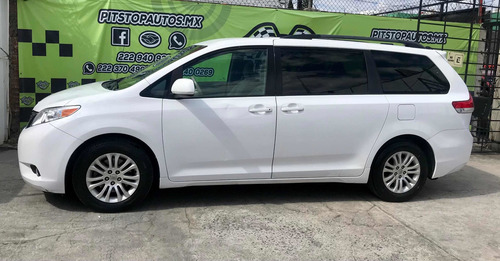 Imagen 6 de 13 de Toyota Sienna 2014 3.5 Xle Mt