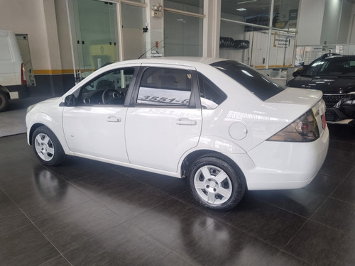 Ford Fiesta 1.6 TITANIUM SEDAN 16V FLEX 4P POWERSHIFT
