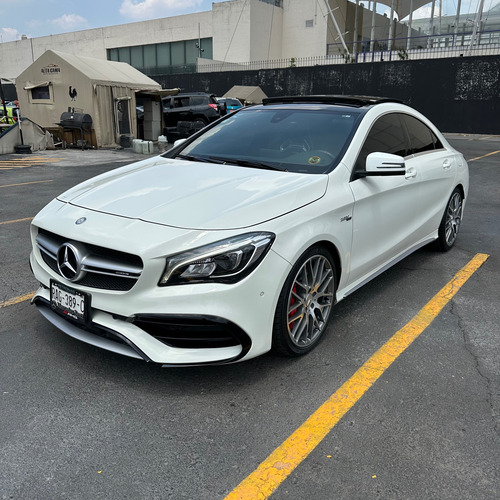 Mercedes-Benz Clase CLA 2.0 45 Amg At