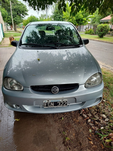 Chevrolet Corsa 1.6 Gl Aa Dh