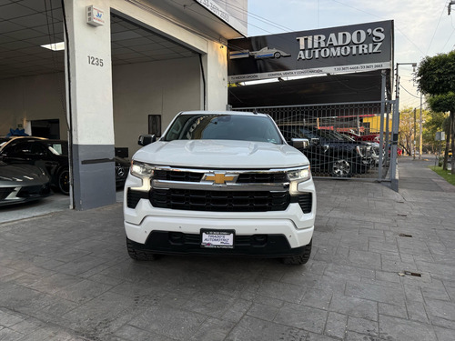 Chevrolet Cheyenne 5.3 Cab Reg Lt 4X4 At