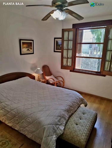 Vendo Hermosa Casona De Época Reciclada En 2 Plantas Con Deposito - Galpón P.u 1.000mts Ideal Empresas A Metros De Avenida Garzón