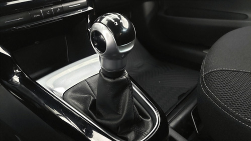Imagen 13 de 24 de Citroën Ds3 1.6 Vti 120 So Chic