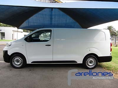 Peugeot Expert 2.0 4x2 L2h1 Hdi Nav 20107 Jlrg16