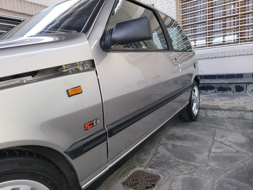 Imagen 5 de 25 de Fiat Uno 1994 1.6 Scr