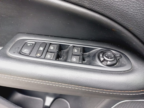 Imagem 5 de 14 de Jeep Compass Longitude Automático 2019 Preto
