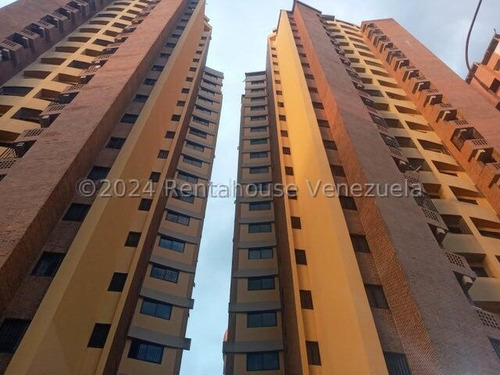 Eloisa Mejia Alquila Apartamento En La Trigaleña Valencia Carabobo 24-21795