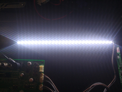 Imagen 3 de 3 de Regleta Led Samsung Lb18513 V0_01