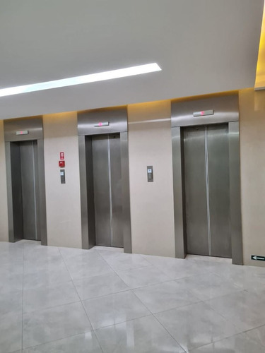 Imagem 4 de 10 de Sala Comercial Com Vista Livre Para A Cidade - Sa0258