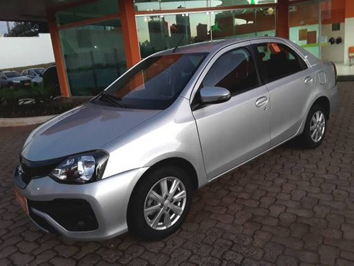 Imagem 1 de 10 de Toyota Etios 1.5 X Plus Sedan 16v Flex 4p Automático