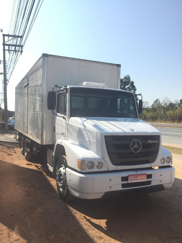 Imagem 1 de 15 de Mercedes Actros 2324 Ano 2012 Bau De 8metros