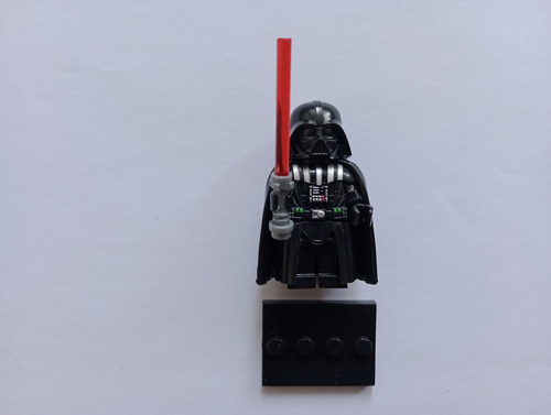 Darth Vader Star Wars Figura Casco Removible (Usado)