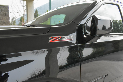 Chevrolet Suburban 5.3 V8 Z71 At 4Wd