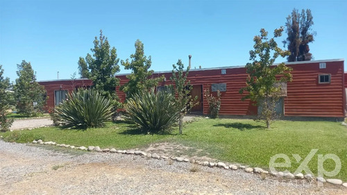 Parcela En Venta Con 2 Casas En Talagante