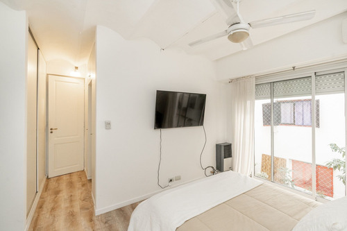 Imagen 17 de 29 de Venta Ph 4 Amb Y Patio Reciclado A Nuevo- Recoleta