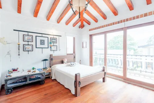 Casa En Venta En La Estrella. Cod V4036