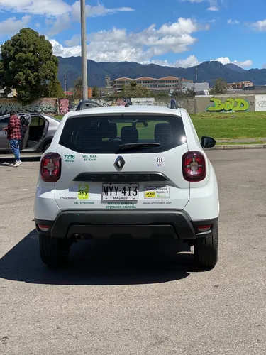 Renault Duster Zen 4x2 2025