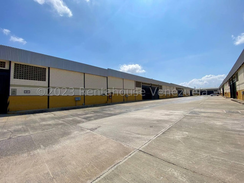 !!! Galpon En Venta Cuenta Con 2420 Mts2 Zona Industrial 2 Barquisimeto Tu Asesora Mehilyn Perez !!!