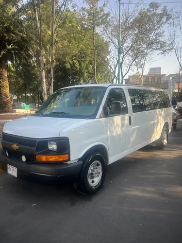 Chevrolet Express 6.0ls C 15 Pas At