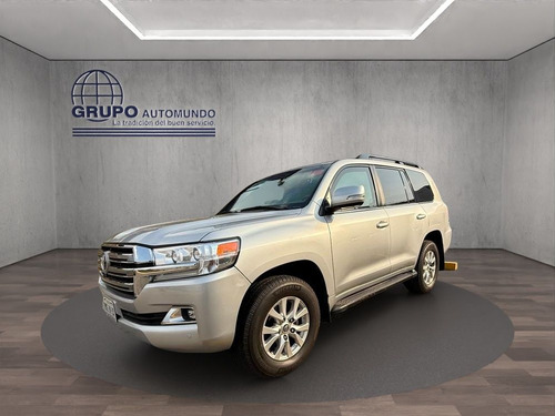 Toyota Land Cruiser 5.7 4x4 At