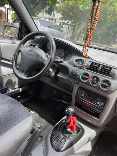 Ford Escort 1.6 Lx Plus Aa