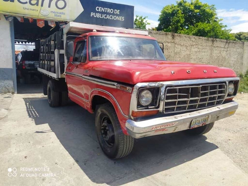 Imagen 3 de 10 de Ford F-350 1973 4x2 Sincrónico