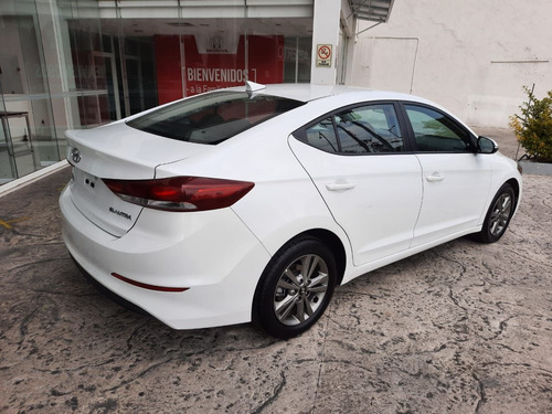 Imagen 15 de 15 de Hyundai Elantra 2018 2.0 Gls Premium At