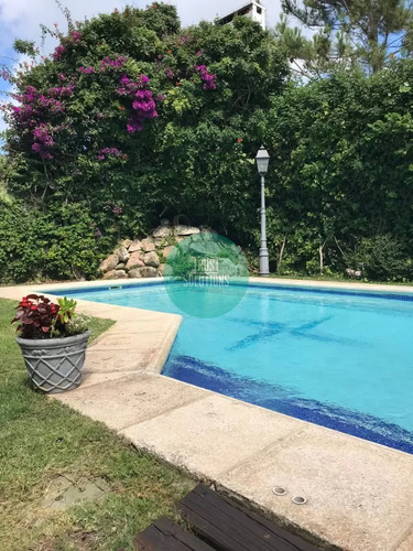 Venta Y Alquiler Anual Casa Mansa Punta 5d Y Dep Con Piscina