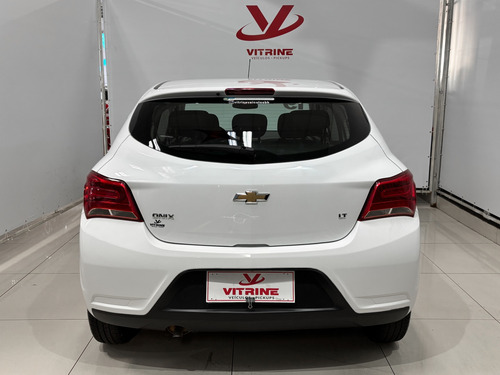 Chevrolet Onix 1.0 MPFI LT 8V FLEX 4P MANUAL
