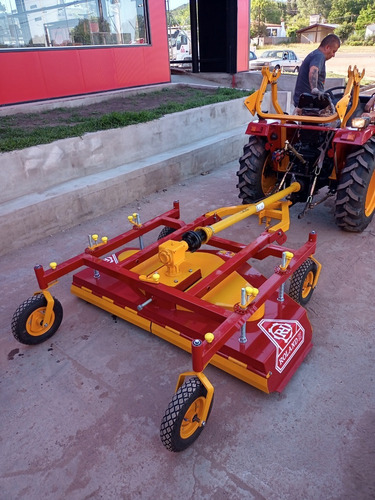 Imagen 11 de 15 de Cortadora De Cesped Profesional Para Tractor Roland H200 Pro