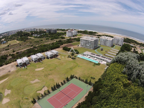 Venta Casa - 3 Dormitorios Rincón Del Indio, Con Servicios- Ref: 202