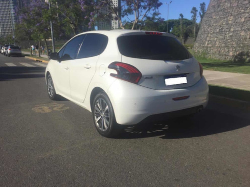 Peugeot 208 1.6 Feline 2017