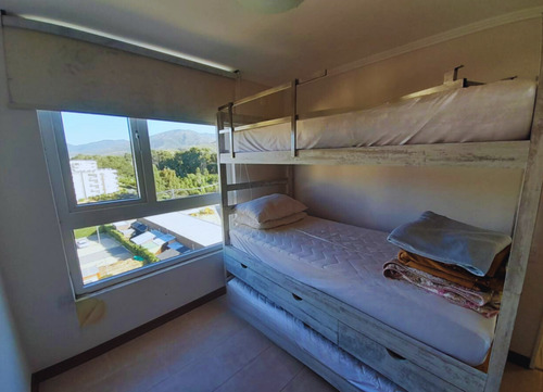Departamento En Arriendo De 2 Dorm. En Papudo