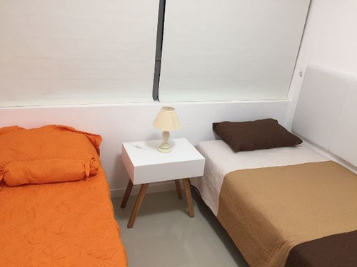 Apartamento En Venta De 2 Dormitorios En Playa Brava