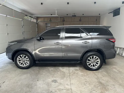 Toyota Fortuner Srv 2.4 Diesel