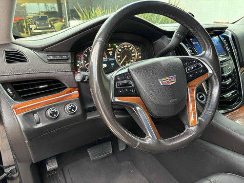 Cadillac Escalade Maximo Equipo 4x4