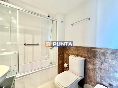 Imagen 13 de 22 de Apartamento Al Mar Con Parrillero Propio, Servicios