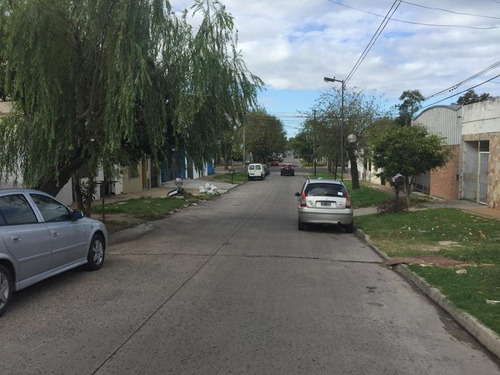 Terreno En Venta En 34 121 Y 122 La Plata - Alberto Dacal Propiedades
