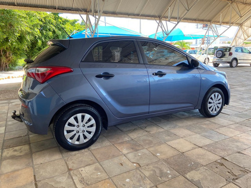 Imagem 5 de 10 de Hyundai Hb20 Comfort 1.0 2016/2016