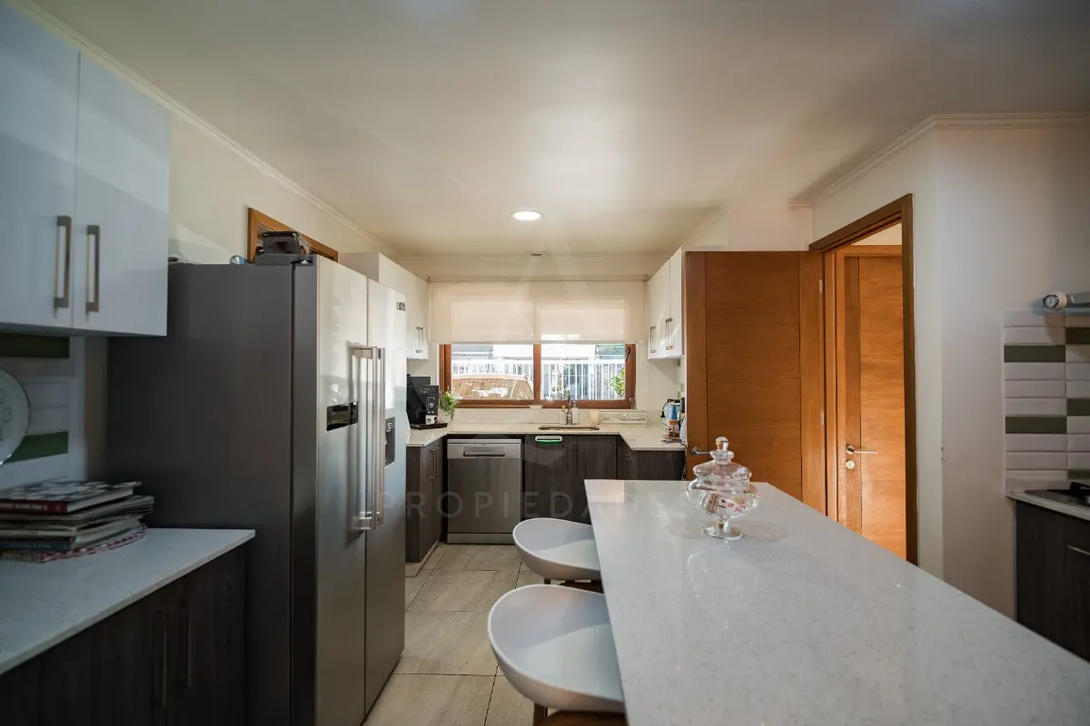 Imagen 3 de 18 de Casa En Venta Viña Esmeralda, Las Rastras.