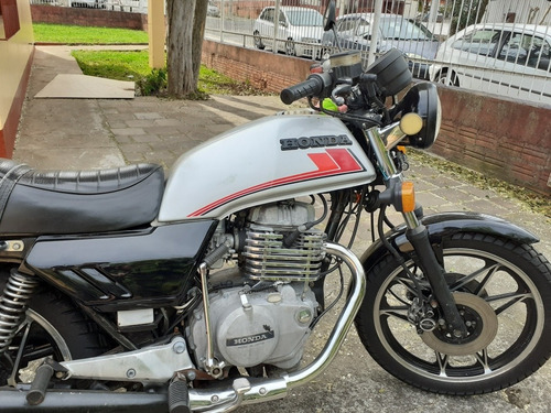 Imagem 8 de 13 de Honda Cb 400