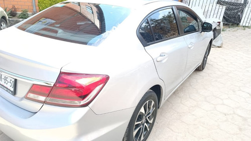 Honda Civic 1.8 Lx Sedan 5vel Mt